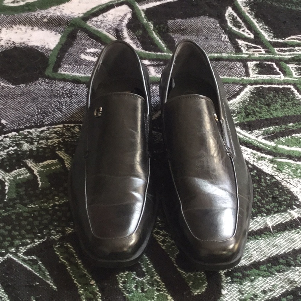 Black Guess Loafer size 12